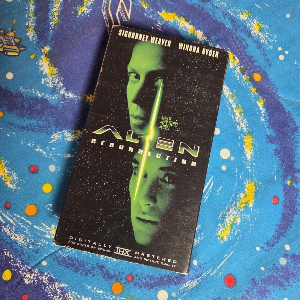 Alien Resurrection VHS 1997 Sci-Fi Thriller 20th Century Fox Sigourney Weaver